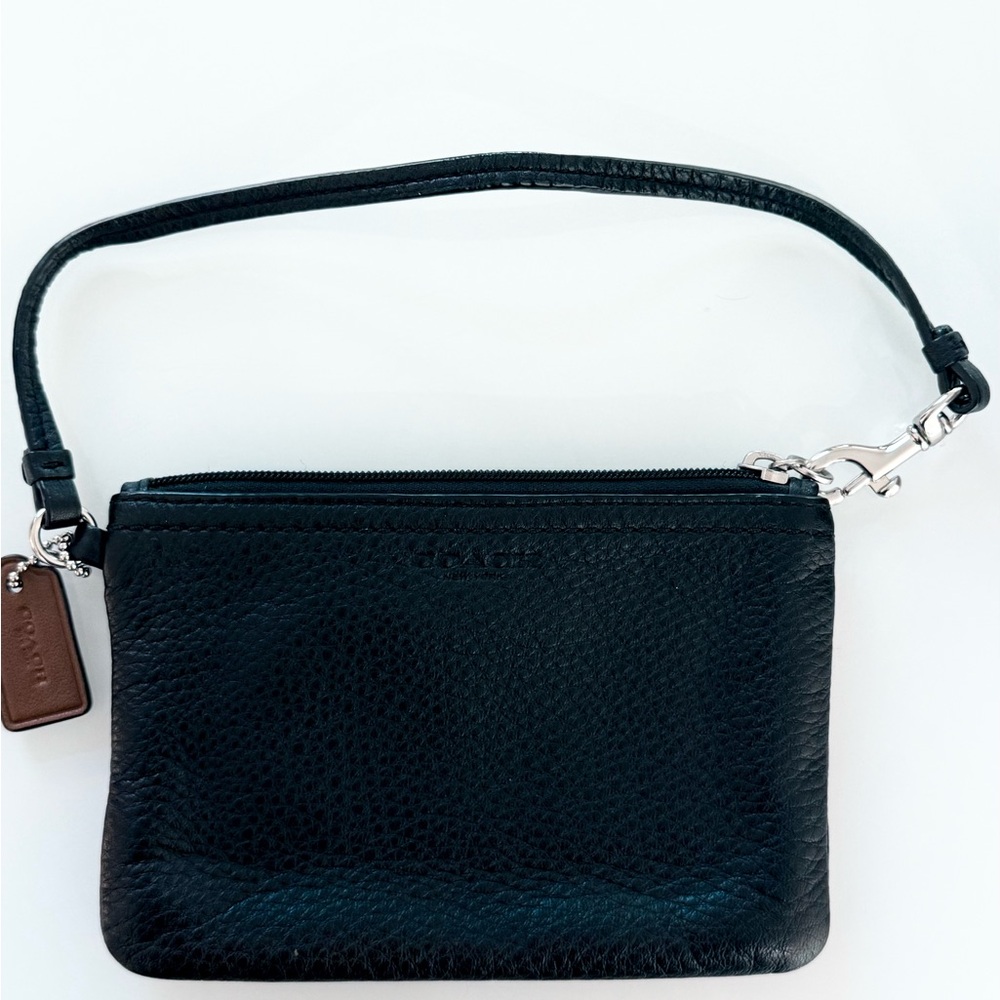 Coach Pebble Leather Wristlet Pouch Black Silver Hardware New - Picture 6 of 11